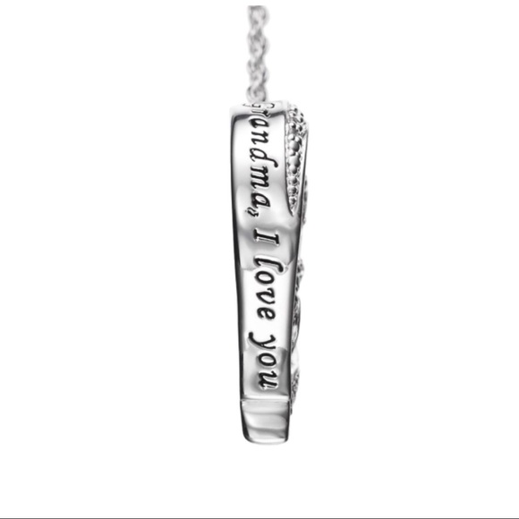 “Grandma” Silver Plated Heart Pendant Necklace NWT - Picture 2 of 6